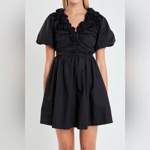 English Factory FLOWER NECKLINE PUFF SLEEVE MINI DRESS Size Medium